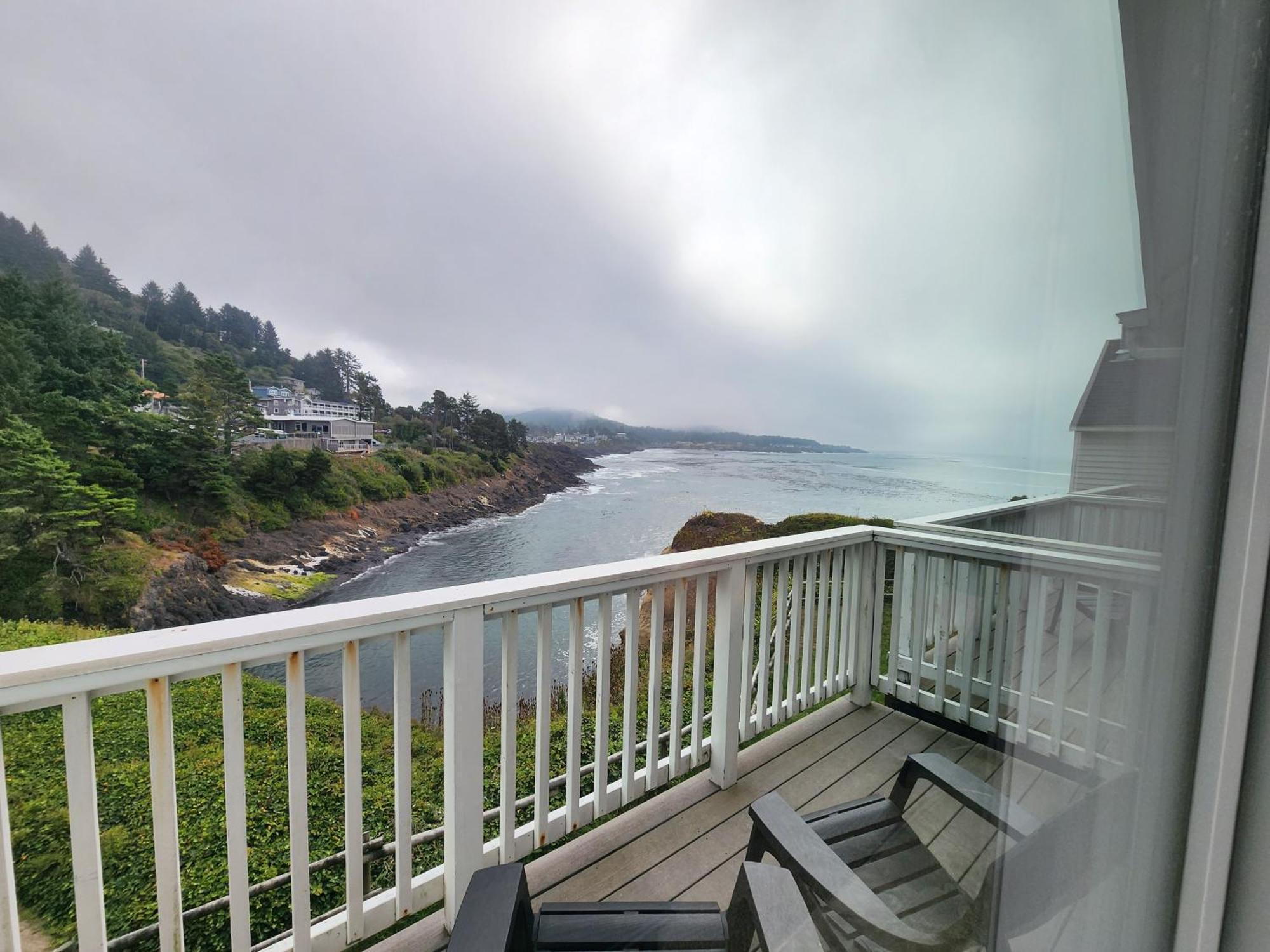 Inn At Arch Rock Depoe Bay Exterior photo