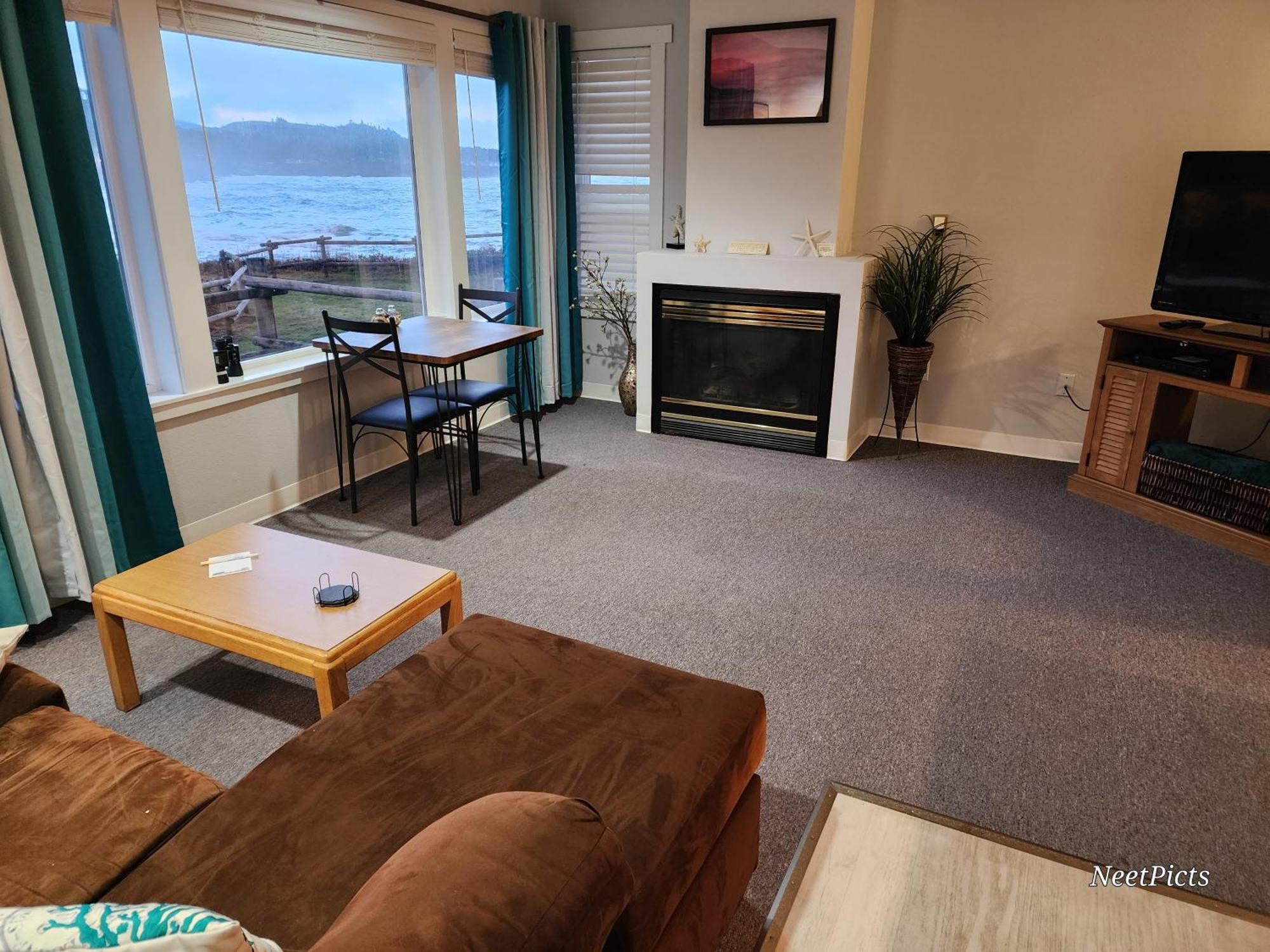 Inn At Arch Rock Depoe Bay Exterior photo