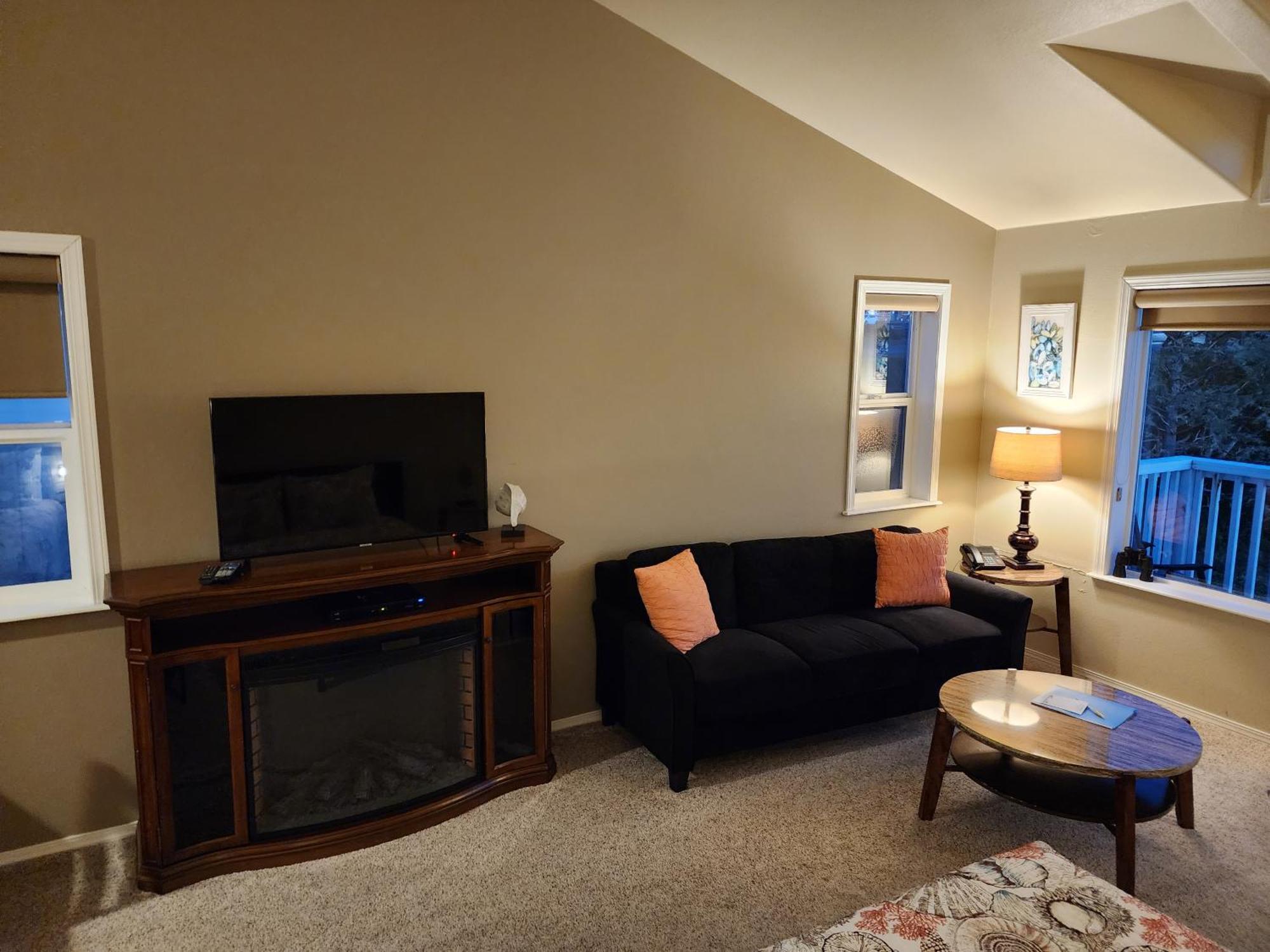 Inn At Arch Rock Depoe Bay Exterior photo