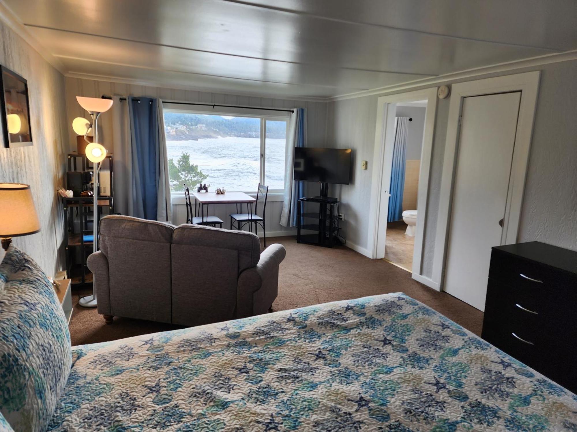Inn At Arch Rock Depoe Bay Exterior photo