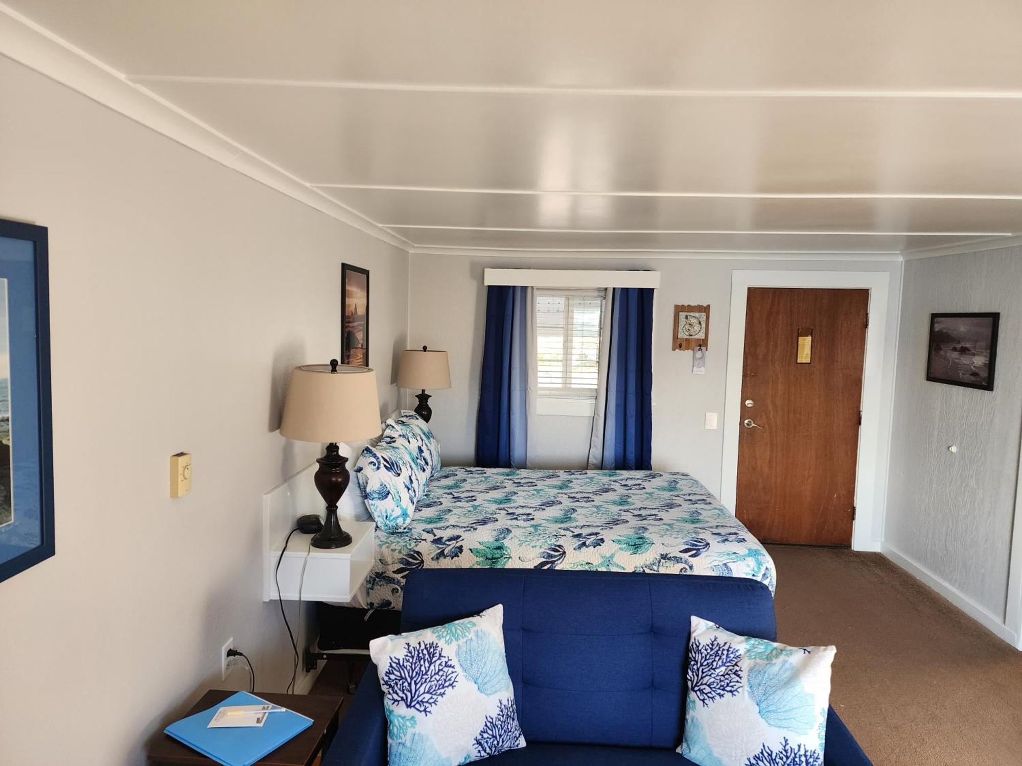 Inn At Arch Rock Depoe Bay Exterior photo